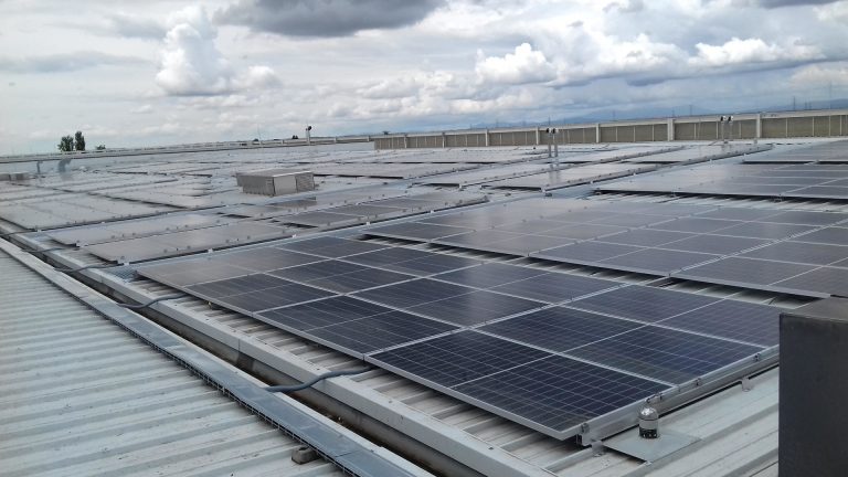 Photovoltaic installation for self-consumption at Repsol’s Technological Laboratory.