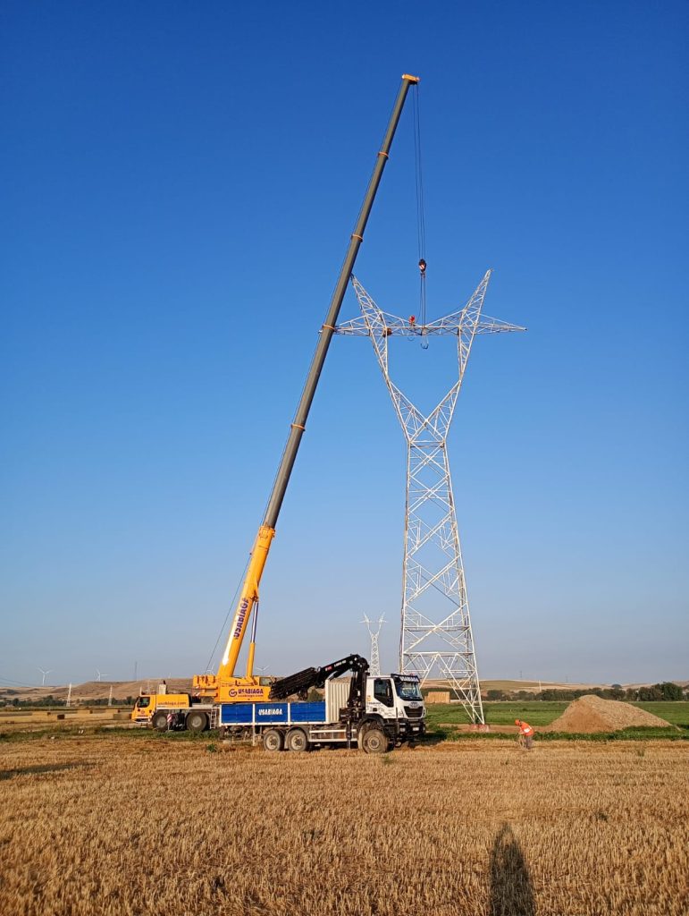 Garoc avanza en la construcción de una nueva línea aérea de 220 kV en Burgos